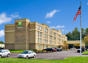 Holiday Inn Express & Suites West Long Branch - Eatontown, an IHG Hotel